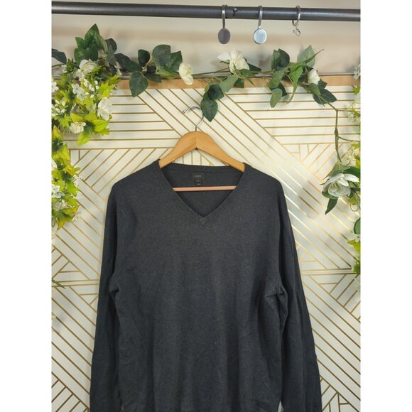 J. Crew Men's New York Cashmere Cotton V Neck Sweater Style#29235 Size Medium - Picture 2 of 6